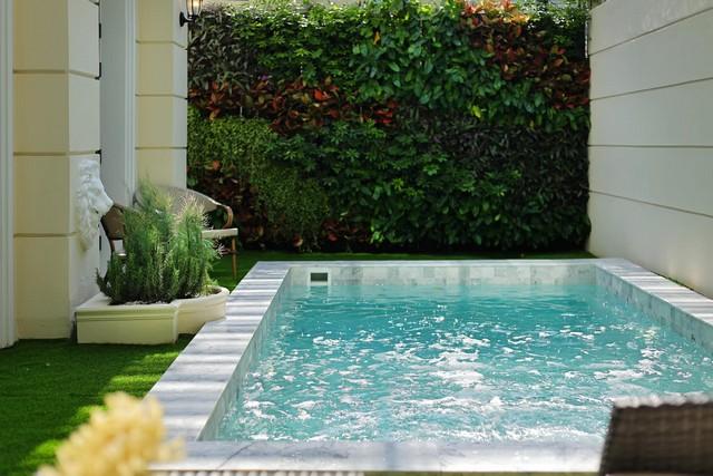 ขาย Pool Villa หรู 3 ชั้น The Boulevard Ekamai 22 สุขุมวิท 63 ขนาด 500 ตรม. 4 ห้องนอน แต่งหรู พร้อมลิฟท์ และสระว่ายน้ำส่ 3