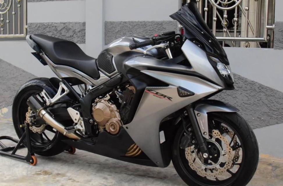 รถ Honda CBR650F 2