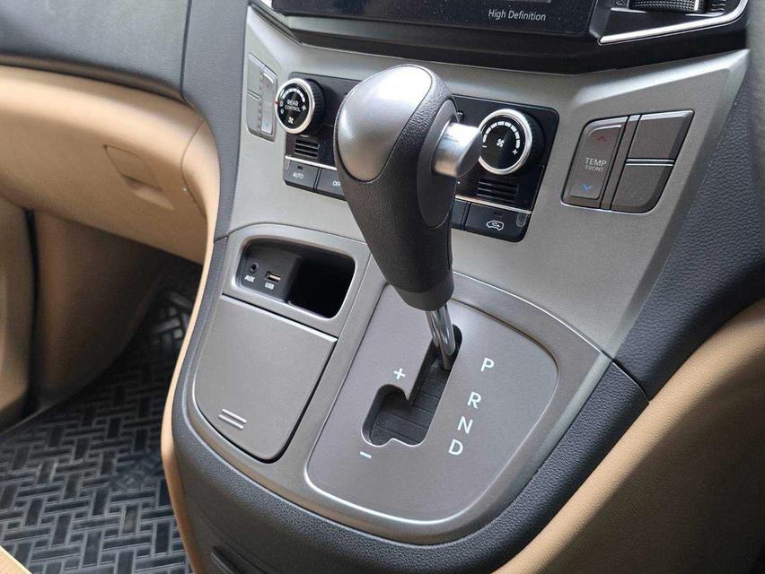 (แจ้งรหัสรถ WMT6340) Hyundai H1 Elite ปี 2023 รูปที่ 8