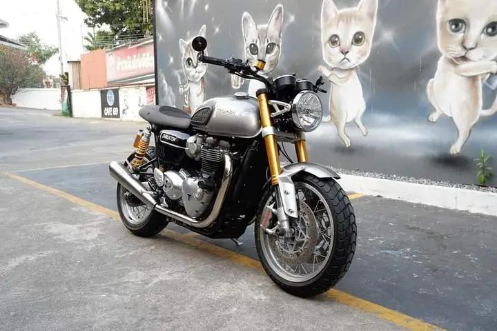 มือสองสภาพดี  Triumph Thruxton R 5