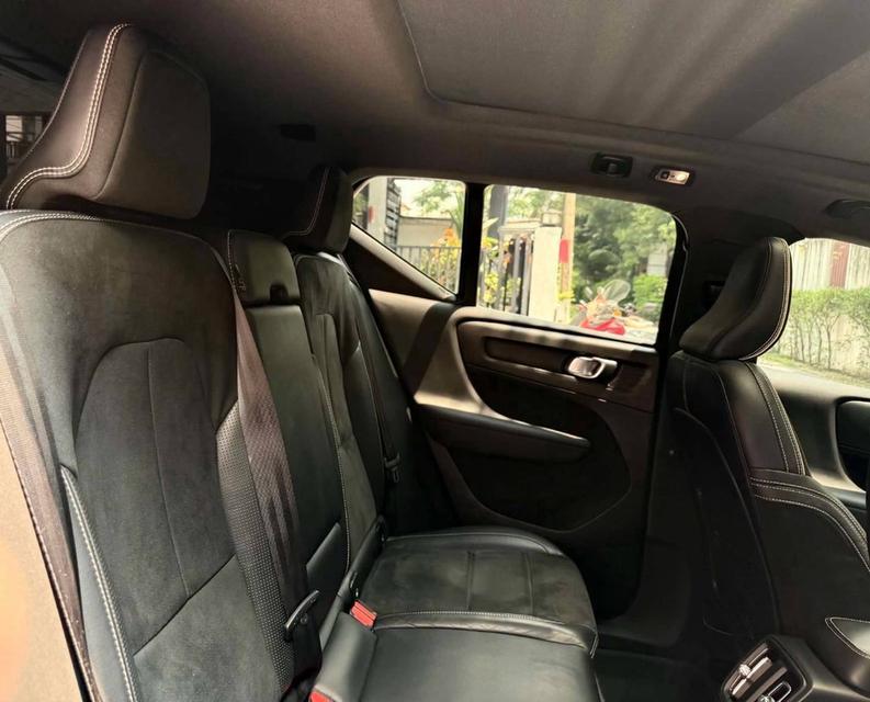 Volvo XC40 T5 R-Design ปี 2019 Top option รูปที่ 15