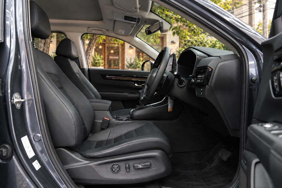 HONDA CR-V 1.5 TURBO EL 4WD ปี 2023 รถบ้านมือเดียว สีเทา ขับ 4 ตัวท็อป ออปชั่นจัดเต็ม  ไมล์ 40,xxx กม. รถประวัติดี รูปที่ 14