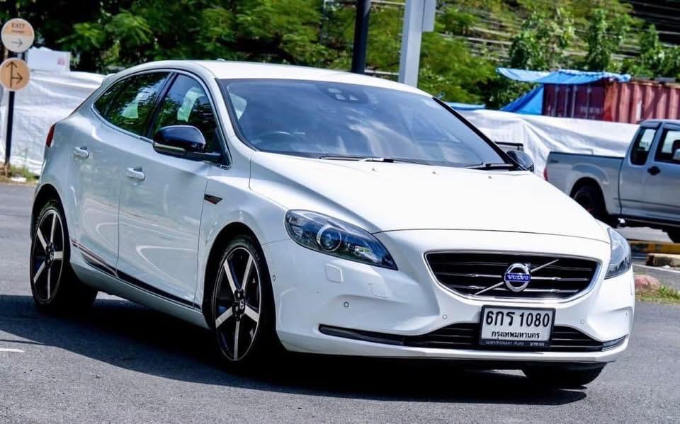 Volvo V40 มือ 2  2