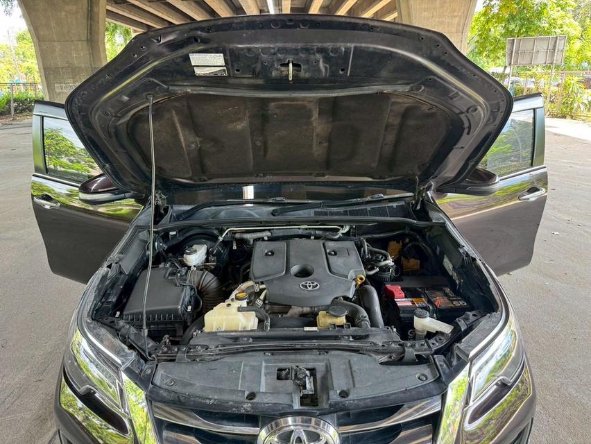 Toyota Fortuner 2.4 V 2WD AT ปี 2016 11