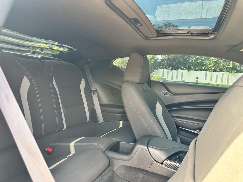 Chevrolet Camaro 2.0Turbo Coupe ปี17 15