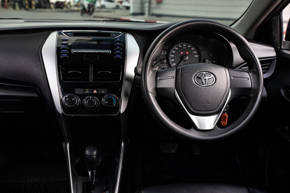 ขาย Toyota Yaris 1.2E Ativ ปี17 9