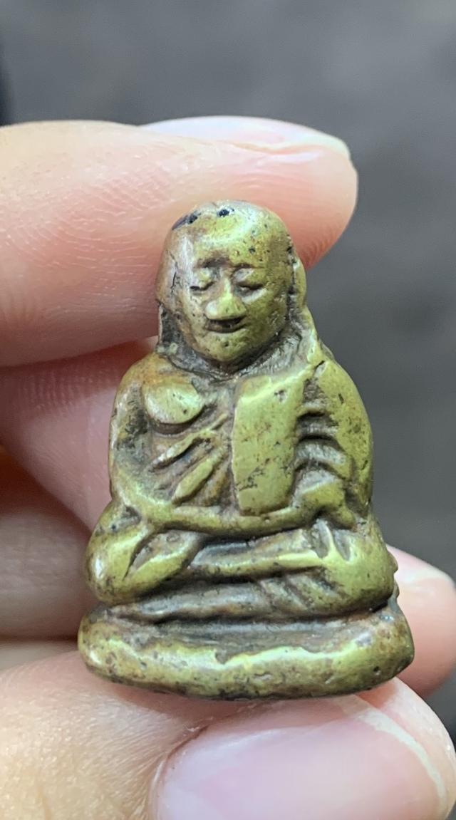 รูปหล่อหลวงพ่อเงิน พิมพ์ขี้ตา