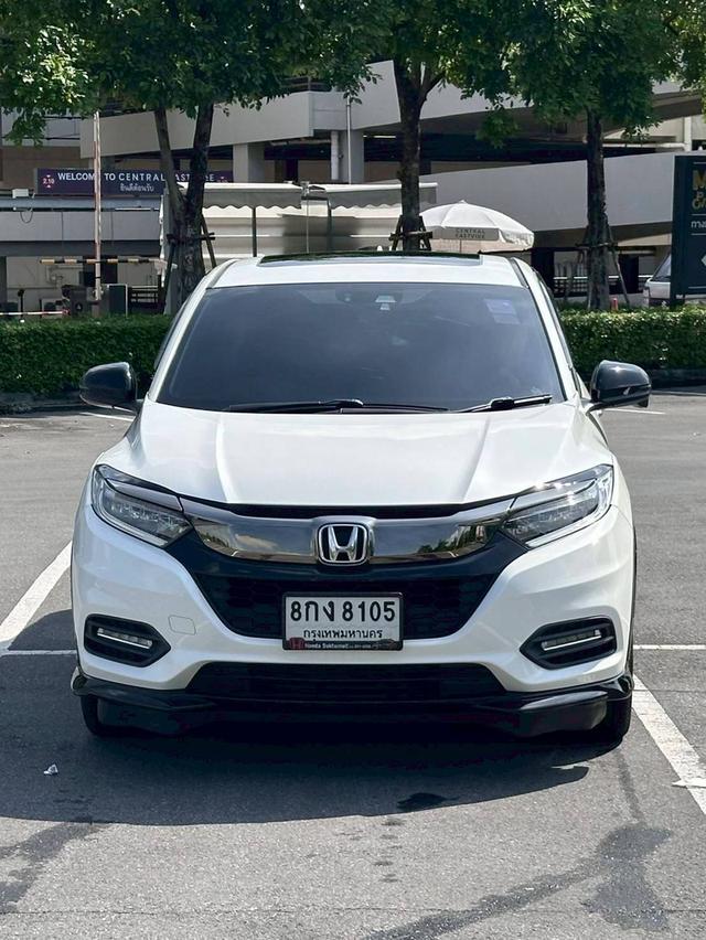 Honda HRV 1.8 RS เกียร์ Auto สีขาวมุก ตัว Top ปี 2019 (MNC)