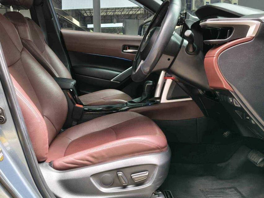 ✴️Toyota Corolla Cross 1.8 HEV Premium 2023 ✴️💥รถสวยมือเดียว ออกป้ายแดง 💥เข้าศูนย์ทุกระยะ รูปที่ 13