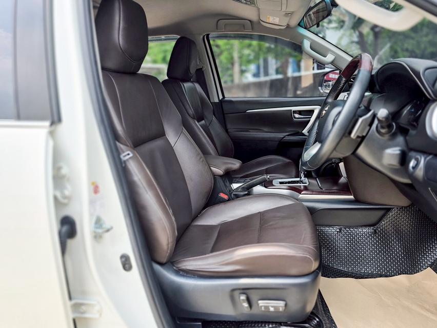 TOYOTA FORTUNER 2.4V RWD ปี2019 จดปี 2020 รูปที่ 12