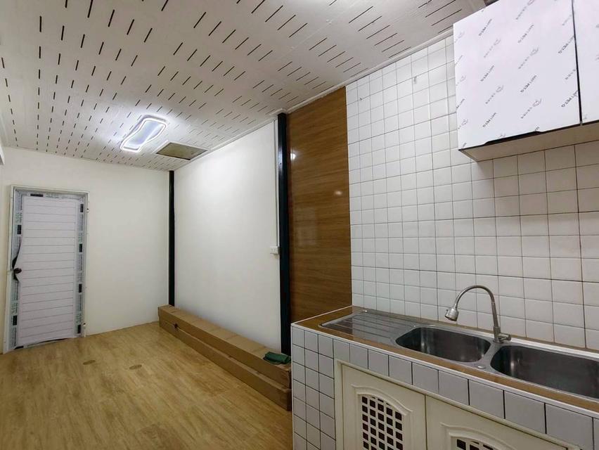 หมู่บ้านพฤกษา 92 ถนนลำลูกกา ต.ลาดสวาย อ.ลำลูกกา จ.ปทุมธานี 11