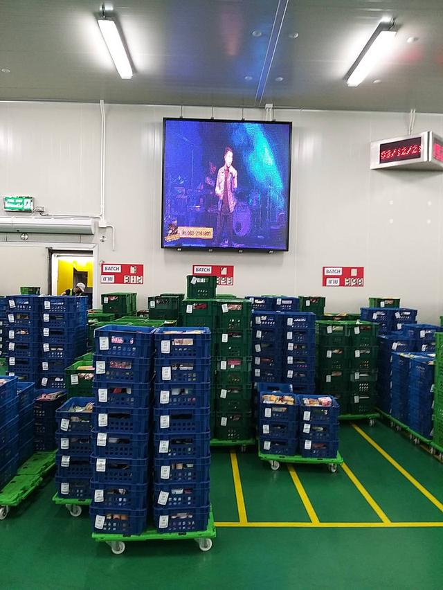 LED VIDEO SCREEN 3