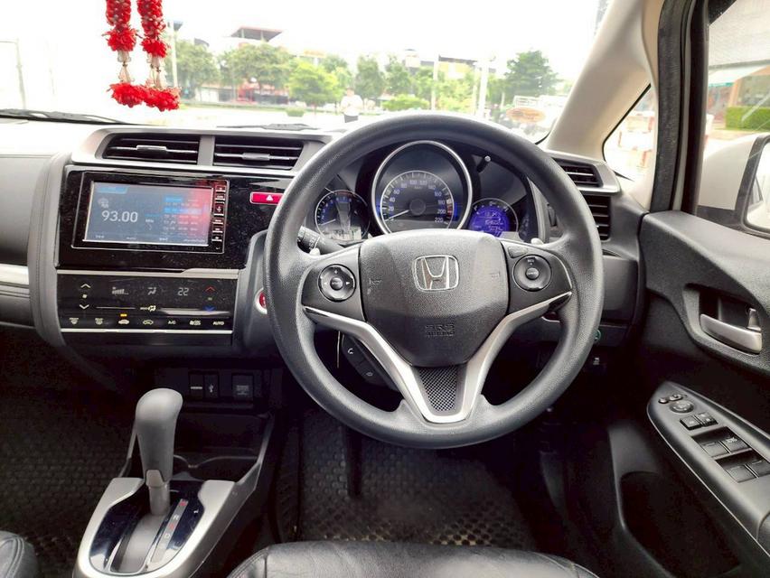 ขาย Honda Jazz 1.5SV ปี17 9