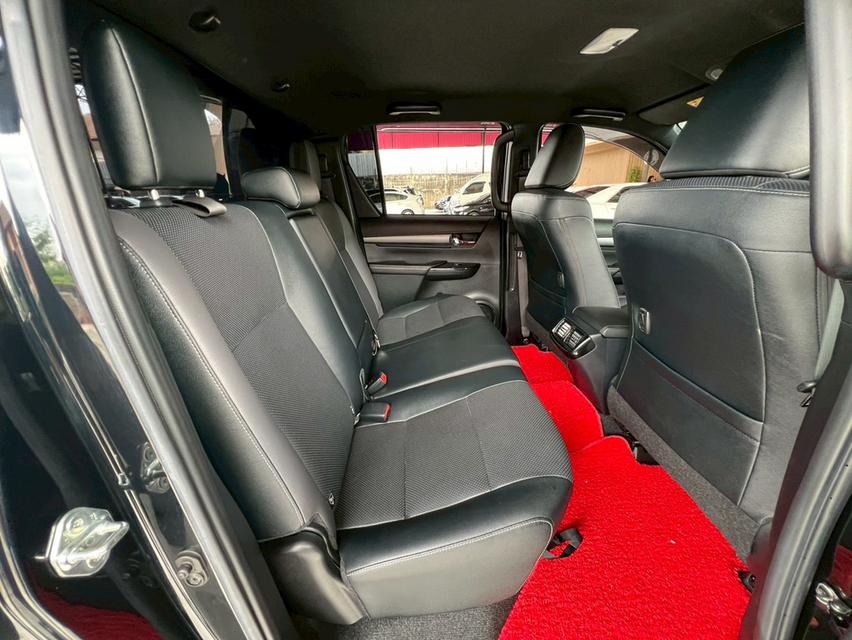 ปี 2021 TOYOTA HILUX REVO 2.4 ROCCO PRERUNNER DOUBLE CAB สีดำ เกียร์ออโต้ ขับ2ไมล์แท้ 50,935 km. 9