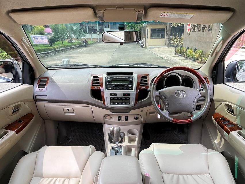 TOYOTA FORTUNER 3.0 V 4WD ปี 2007 AUTO สภาพนางฟ้า 7