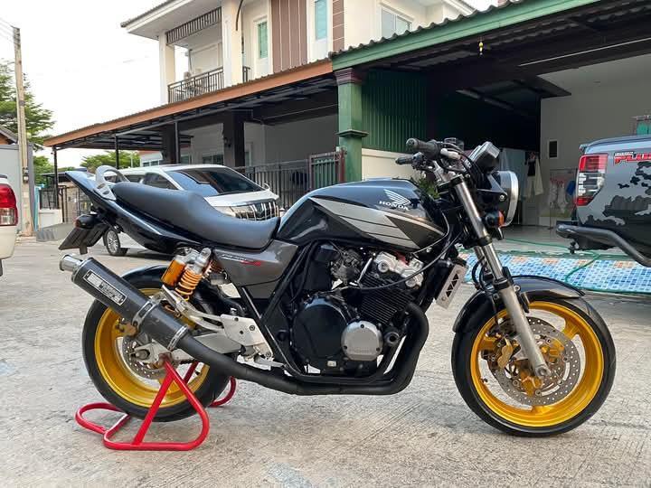 Honda CB400 VTEC3