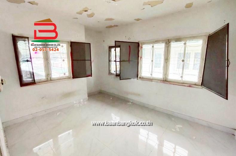 ทาวน์เฮาส์ บ้านพฤกษา 12 รังสิต-คลอง 3 เนื้อที่ 24 ตรว. ถนนรังสิต-นครนายก ต.คลองสาม อ.คลองหลวง จ.ปทุมธานี 4
