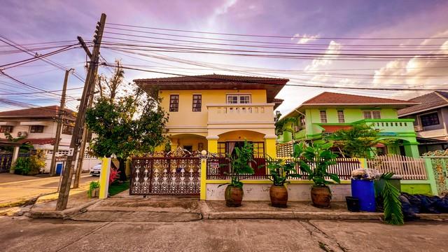 บ้านเดี่ยว 2 ชั้น ตกแต่งสวย พร้อมอยู่ หมู่บ้านณัฐนันท์ ซอยวัดเวฬุวนาราม 34 ดอนเมือง