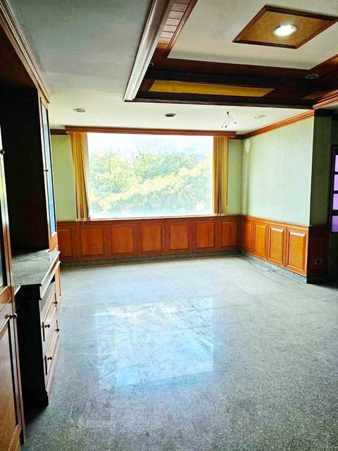 ถ.สิรินธร เซ็นทรัล ปิ่นเกล้า 1.5 กม. 7ชั้น 7 นอน MRTบางบำหรุ433ม.ออฟฟิตใหญ่ 45 ตร.วา. 1,257 ตร.ม. บรมราชชนนี 5 น้ำ โชว์ร 8