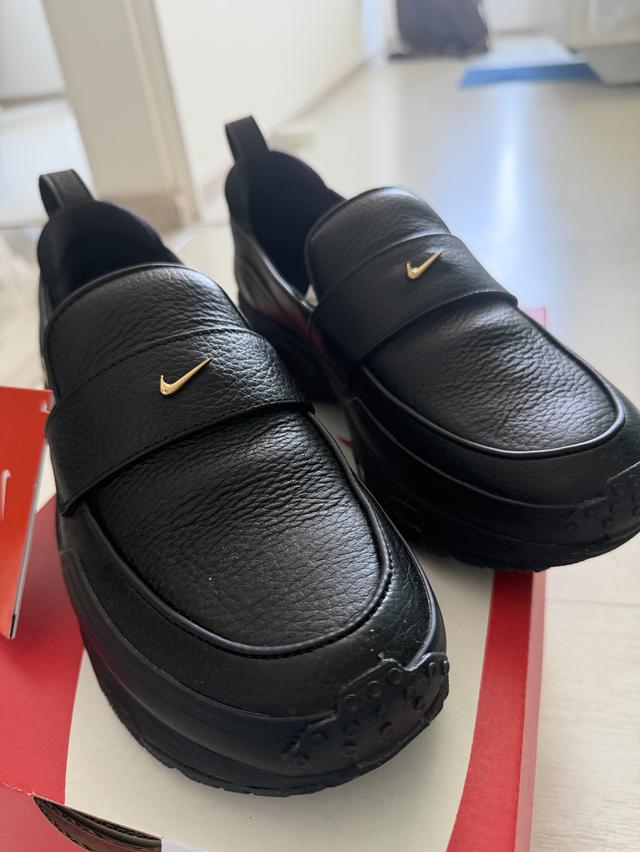 Nike Air Max Phenomena / Size 7.5 Black