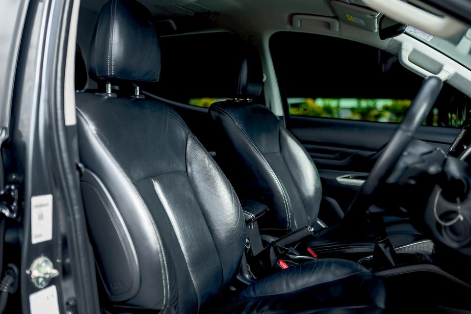 Mitsubishi Tritin 2.4GT ปี20 15