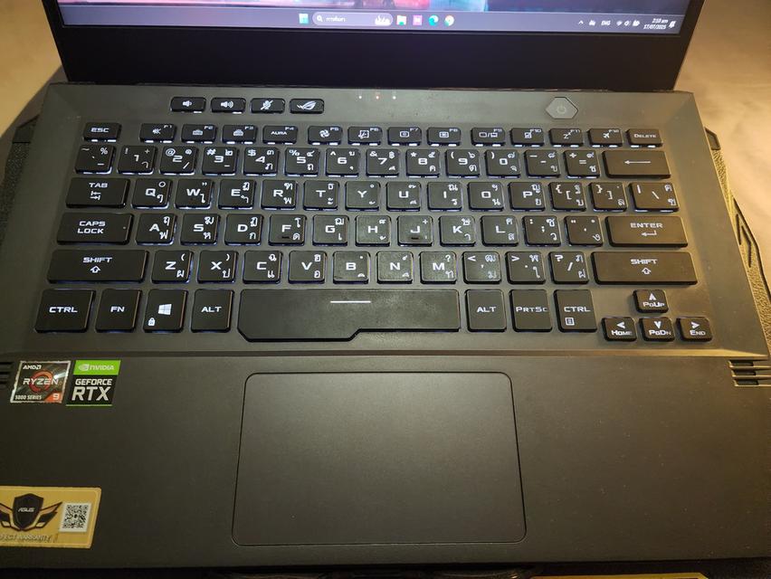 Asus Rog Zephyrus G14 9