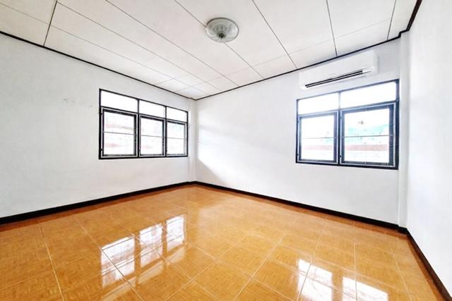 BTSเสนานิคม 1.02กม. BTS ม.เกษตร 1.22กม. ให้เช่าบ้านชั้นเดียว รัชดา พหลโยธิน34 5นอน 2 แอร์ 3