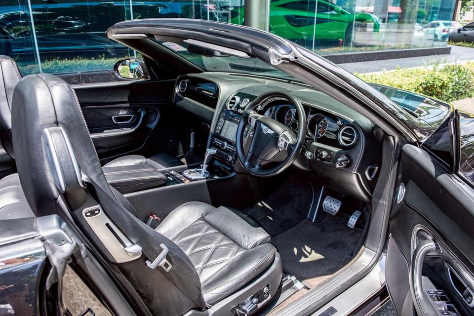 Bentley Continental GTC Speed 2010 สีดำ รถแท้นำเข้าแบบ 32 เล่มลงตรงรุ่น gtc รูปที่ 10