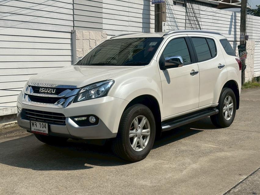 ISUZU MU-X 3.0 NAVI 2WD