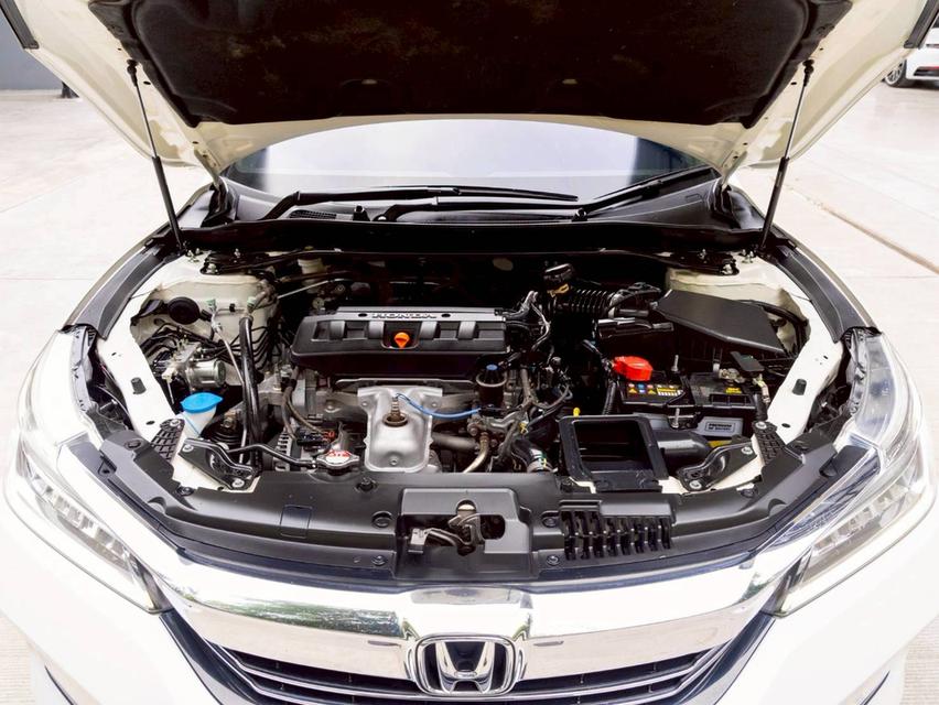 Honda Accord 2.0El ปี19 18