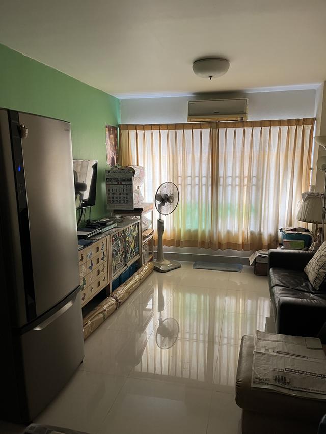 ขายด่วนคอนโดมิเนียม พรีเมียร์เพลส 37.6 ตรม ชั้น 6 ราคา 1.50 ล้านบาท 2