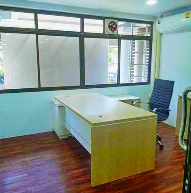 MRT พระราม 9 3 กม. ใกล้เดอะไนน์ พระราม 9 700 ม.ให้เช่าอาคารพาณิชย์ 6 ชั้น ย่านพระราม 9 พื้นที่ 550 ตร.ม.ติดถนนหลัก 8