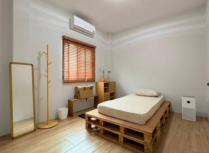 🏠💼 ชีวิตง่ายขึ้น เมื่อบ้านอยู่ใกล้ทุกอย่าง ให้เช่าบ้านแฝด 2 ชั้น ทำเลชานเมือง 6