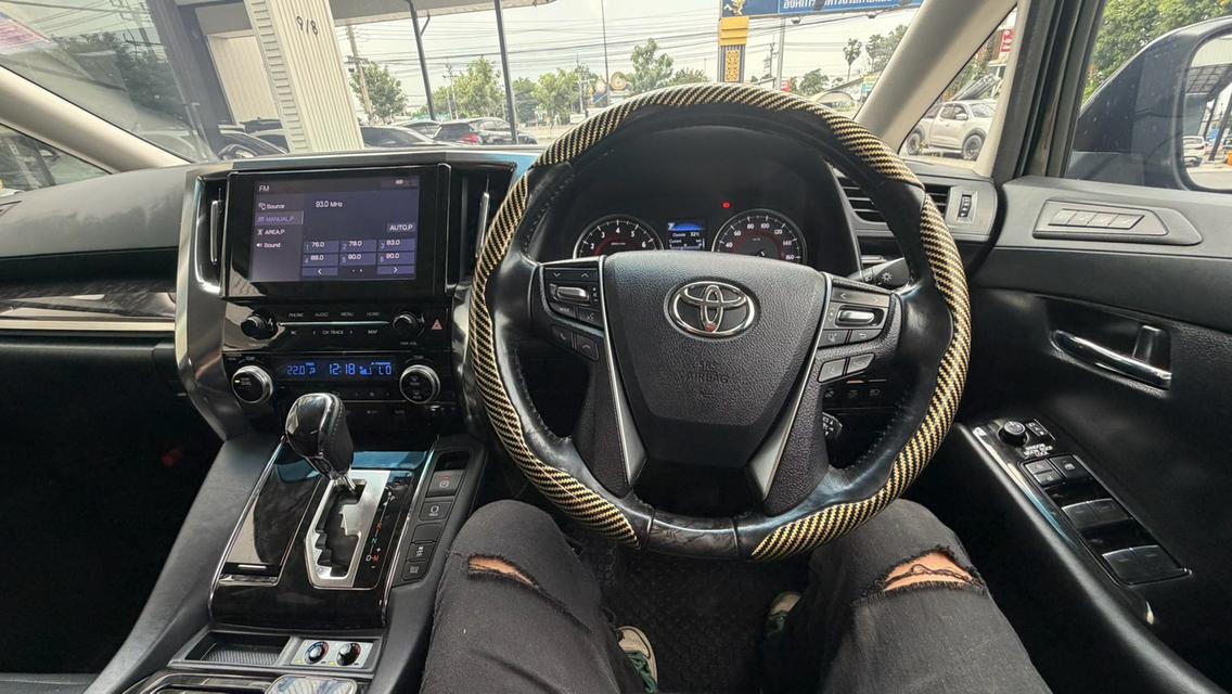 TOYOTA ALPHARD 2.5 SC PACKAGE 2022 สีดำ Milage 48,XXX KM. รถสวย ไม่มีอุบัติเหตุใดๆ ใช้น้อยสภาพดี รูปที่ 4
