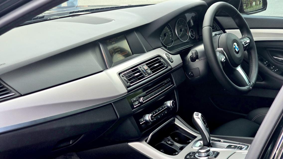 รหัสรถ WB36 Bmw 520d Msport ปี 2015 3