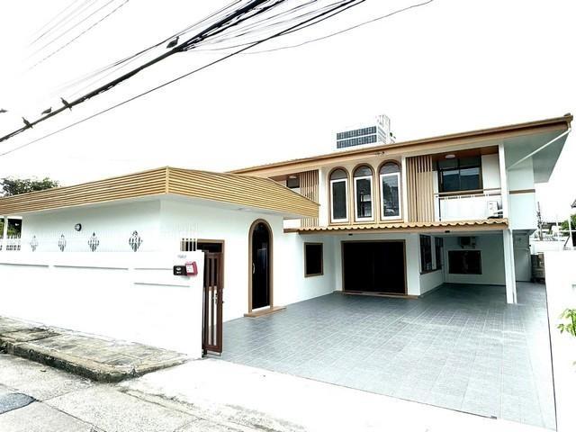 PB5283 ให้เช่าบ้านเดี่ยว เหมาะทำออฟฟิศ ในซอยลาดพร้าว48(ซอยวัฒนานิเวศน์) เขตห้วยขวาง ใกล้ MRTสถานีภาวนา 10