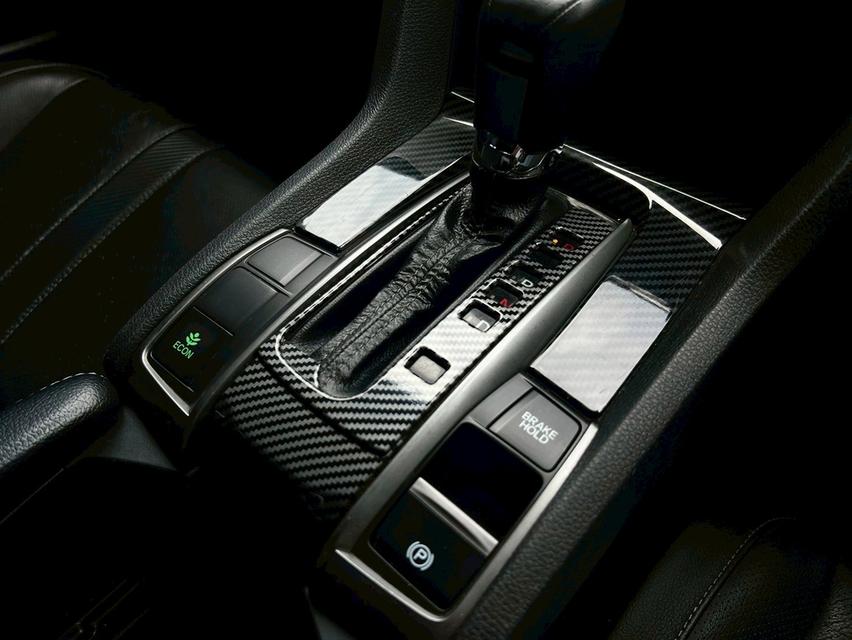 HONDA CIVIC FK 1.5 turbo hatchback 2019 14