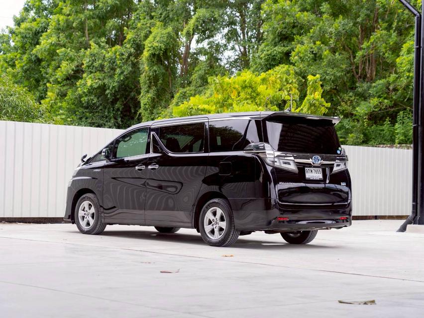 Toyota Vellfire 2.5 HYBRID X E-Four ปีจด 2020 4
