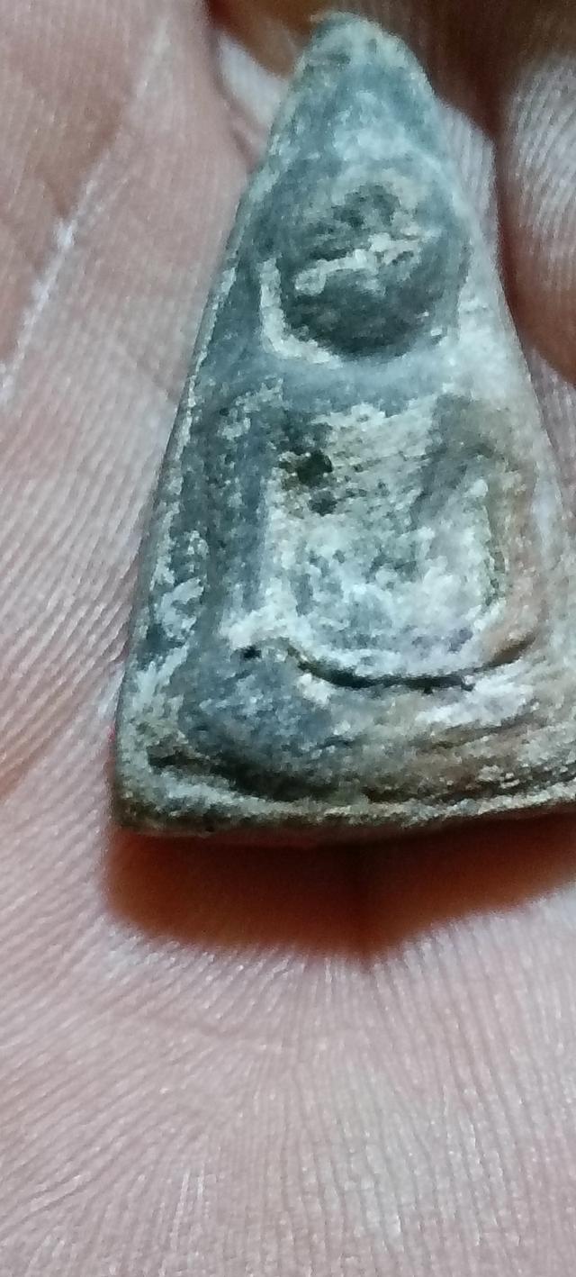 พระสมเด็จนางพญา เข่าโค้ง  3