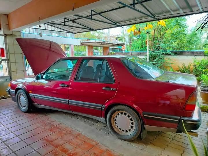 ขายด่วน Saab 9000