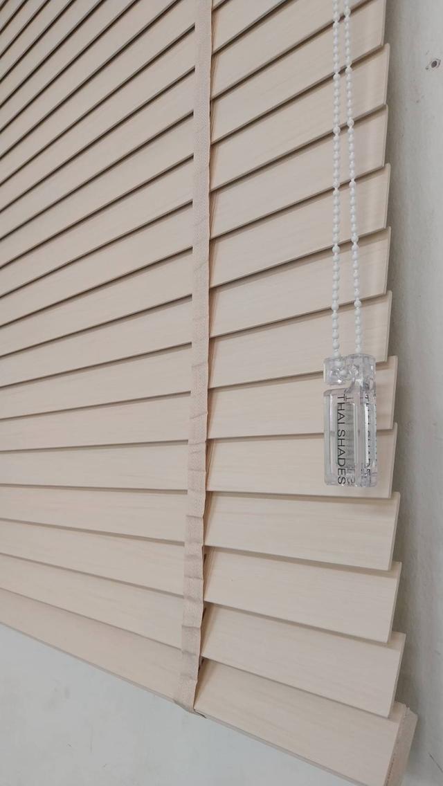 ลด50 %มู่ลี่ไม้ โฟมวู้ด มือหนึ่ง ไซส์ 89x100cm. และ 98x110 cm.