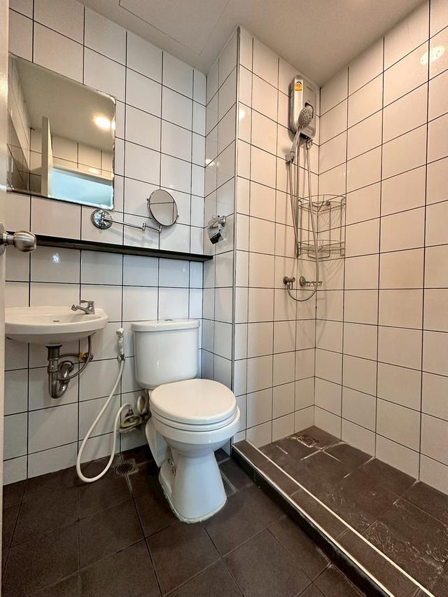Deco condominium BTS Bearing 9