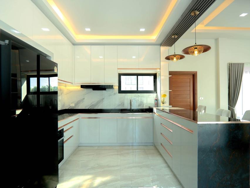 Pool villa at Pattaya 11