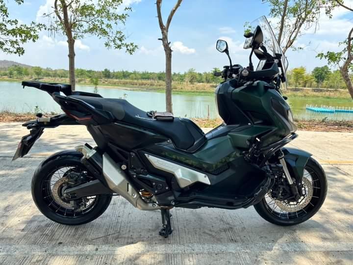 Honda X-ADV สีดำำ 2