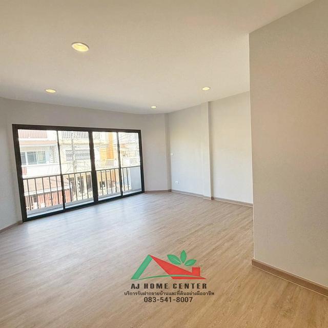 รีโนเวทใหม่ขาย7.49ล้าน ทาวน์โฮม3ชั้น 25ตรว. ม.เกษมสันต์1 ถ.ประดิษฐ์มนูธรรม จัดกู้ฟรี 10