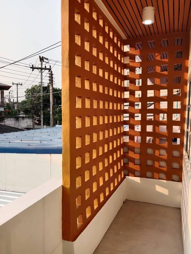 ขายบ้าน 2 ชั้น รีโนเวทใหม่ทั้งหลัง ใจกลางเมือง ถนนเสือป่า ซอย 4 ต.หน้าเมือง ราชบุรี ใกล้โรบินสัน ตลาดศรีเมือง 12