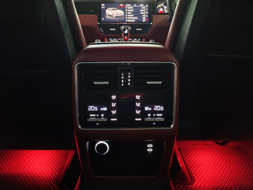 Porsche Cayenne E-Hybrid Coupe 2022 16