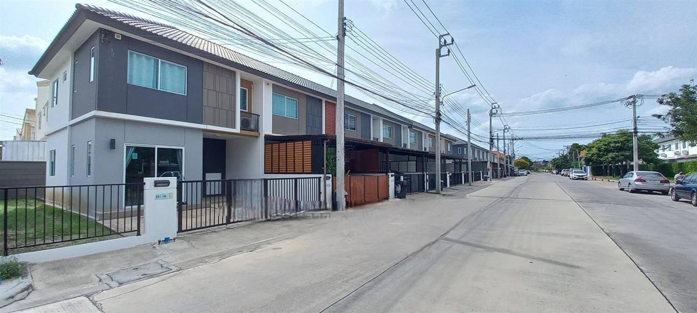 ทาวน์โฮม โครงการบ้านพฤกษา ชัยพฤกษ์-วงแหวนฯ บ้านตัวอย่าง แปลงมุม ถนนเมนหลัก (หน้าบ้านทิศเหนือ วิวสวนสาธารณะ)  1