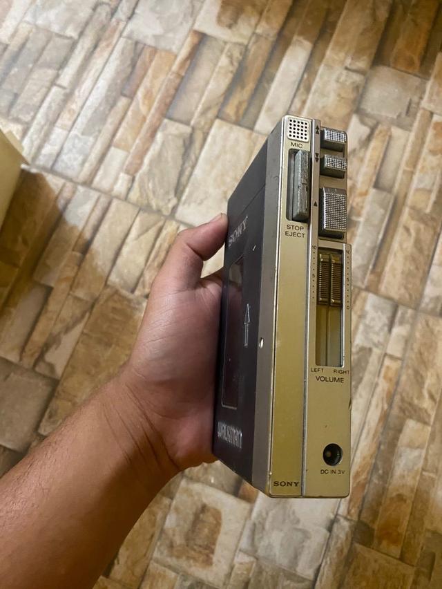 เครื่องเล่นเทป sony walkman tps-l2 รูปย่อยที่ 3