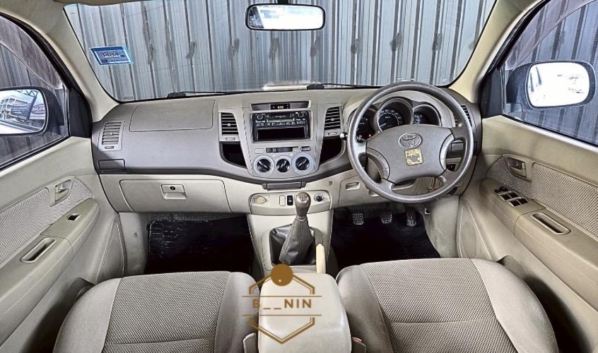 รถยนต์ toyota  10